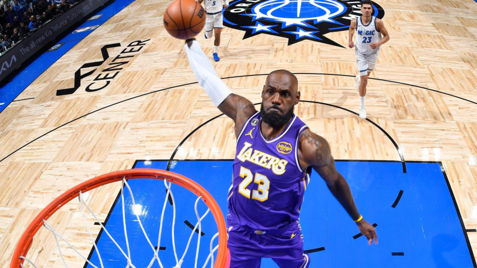 ESPN专家：詹姆斯大概率离开湖人 要腾5000万空间需放弃多人 | 中国区|球友会|股份有限公司