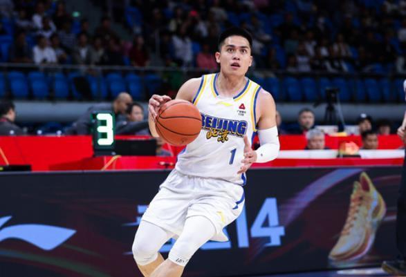 CBA今夏13名球员顶薪合同到期，只有这4人值得顶薪续约 | 中国区|球友会|股份有限公司