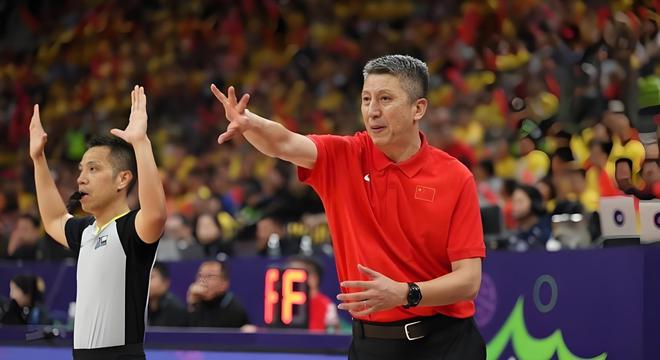 医学教授:意大利俱乐部体检最严,风险高就叫停球员
