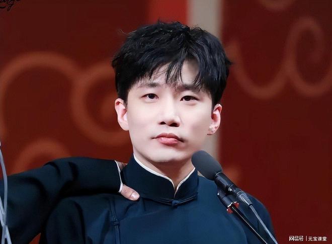 挪威无缘四强哈兰德可以昂首离开，世界杯处子秀超梅西C罗姆巴佩