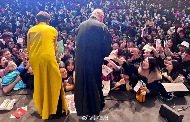 曼城官宣引援！布阿迪急切加盟，罗德里转投巴萨成定局