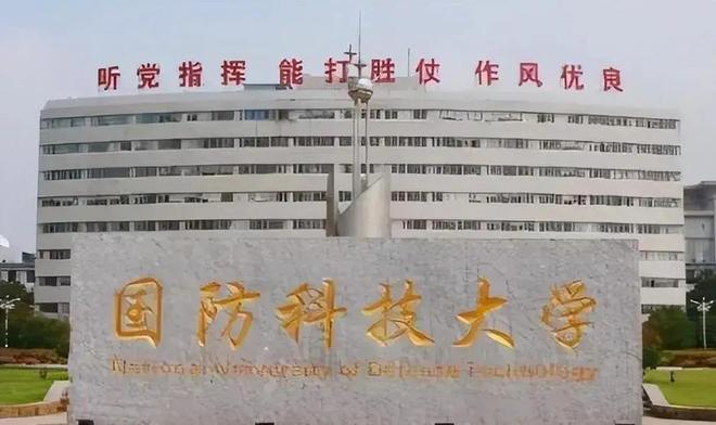 正式卸任!手握CBA11次冠军,官宣新职务,杜锋开启人生新篇章