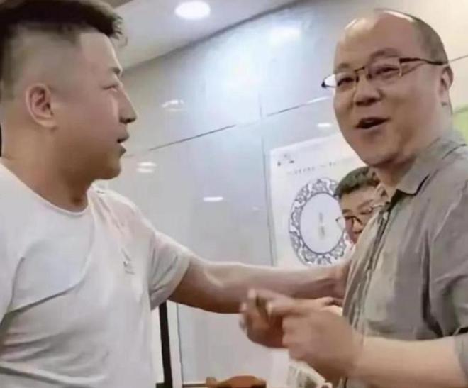 世界杯口碑崩盘！穆里尼奥一招盘活，皇马争议王牌迎来重生