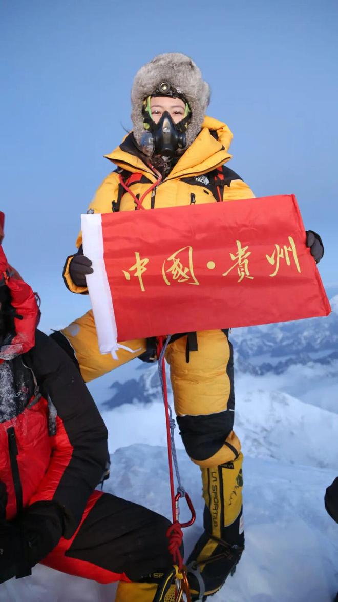 两场热身赛打完！中国男篮12人大名单基本浮现，郭士强要带五后卫