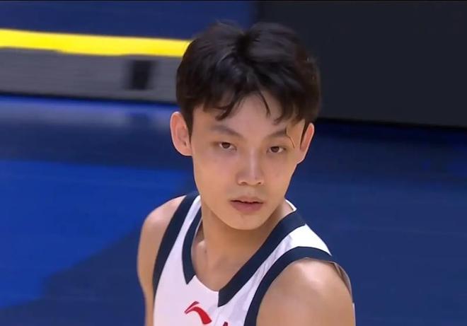 41+18+3！文班亚马彻底无解，打脸科尔，马刺豪取10连胜太霸气！