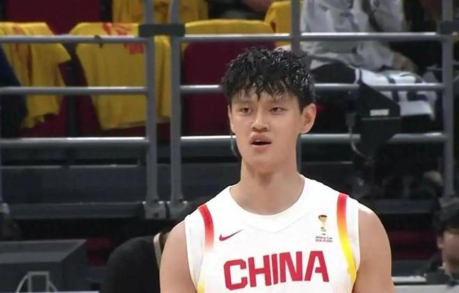 张之臻拒绝逆转荷兰首秀终结五连败，吴易昺决胜盘错失机会出局