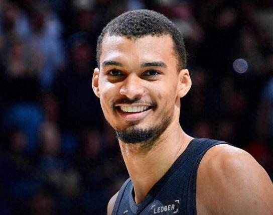 NBA｜放弃超级顶薪，文班亚马为续约马刺做出利益牺牲 | 中国区|球友会|股份有限公司