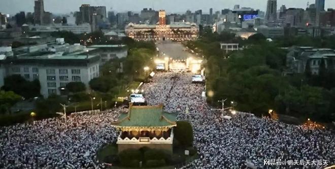 仅丢一盘豪取五连胜!星星娃生涯首进巡回赛决赛