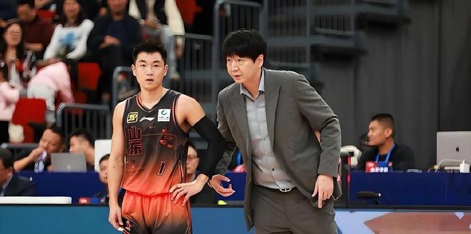 TA介绍拜仁助教马里奇：最初是战术博主；桑德兰曾邀他当主帅