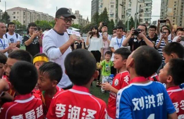 世界杯巨大失误！图赫尔自废武功！活活用废英格兰头号神锋