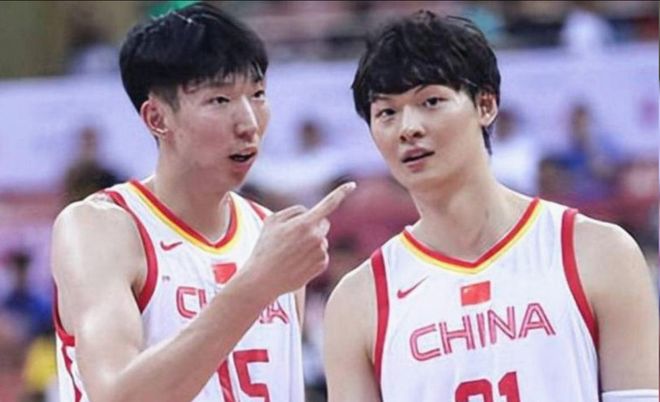 欧冠8强次回合：马竞总分3比2淘汰巴萨 巴黎客场双杀利物浦晋级