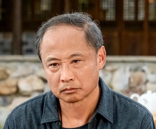 英超无弱旅？两大黑马4轮后不败进前4！曼联仅第13 热刺濒临降级区