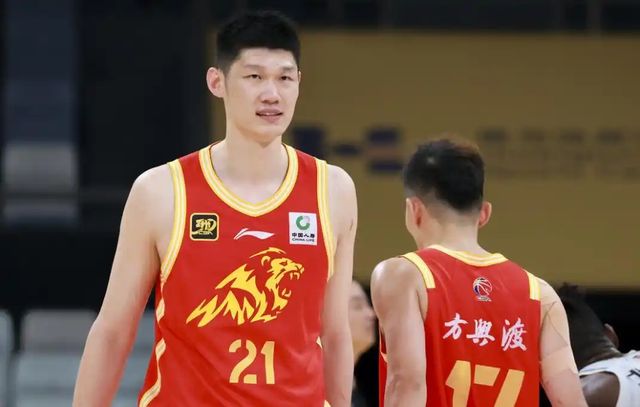 胡金秋争夺战撕开CBA真相：联赛只剩京沪争霸，众生皆为陪衬